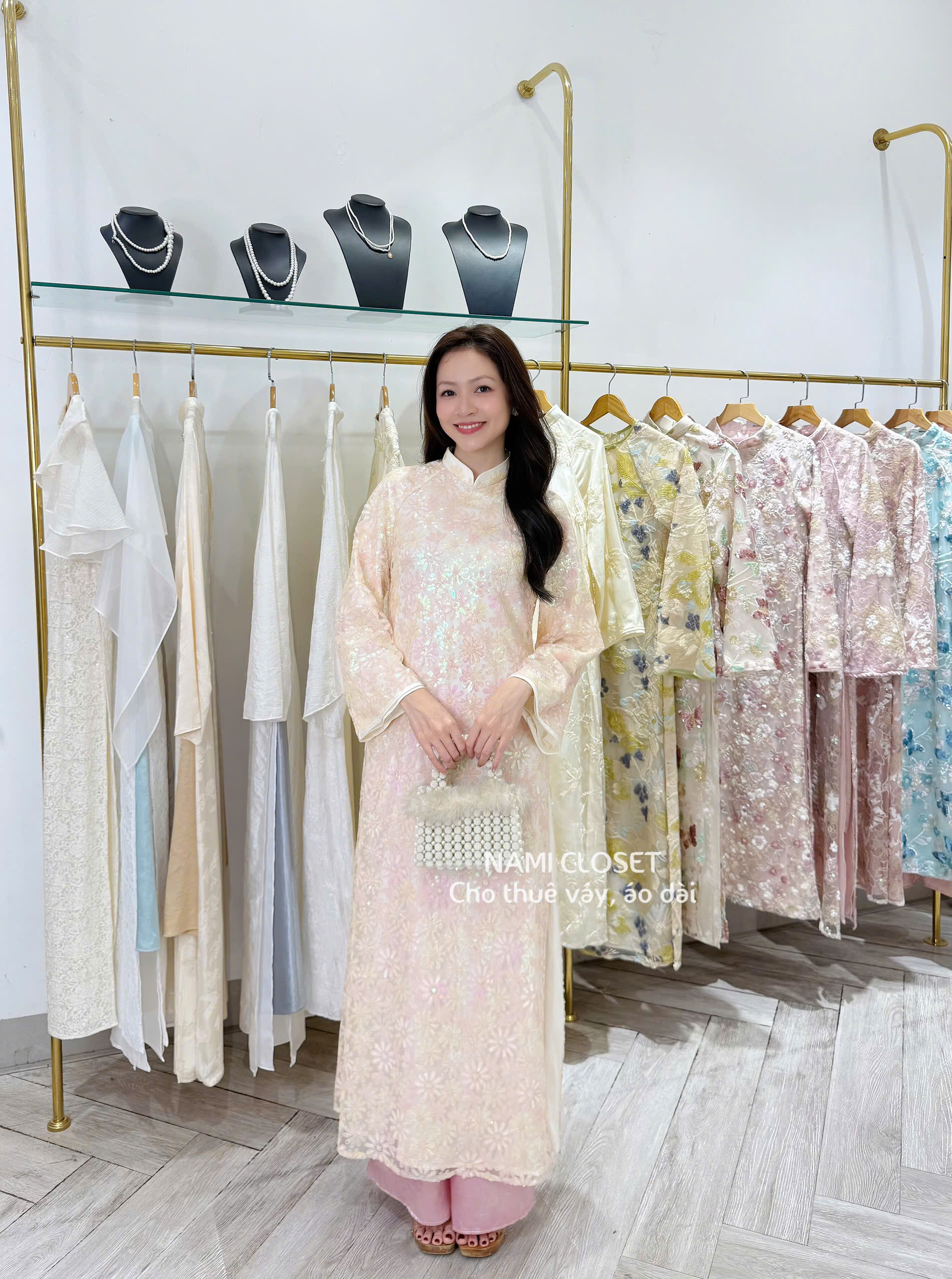 ÁO DÀI KIM SA HOA MÀU HỒNG- NHÀ LỤA