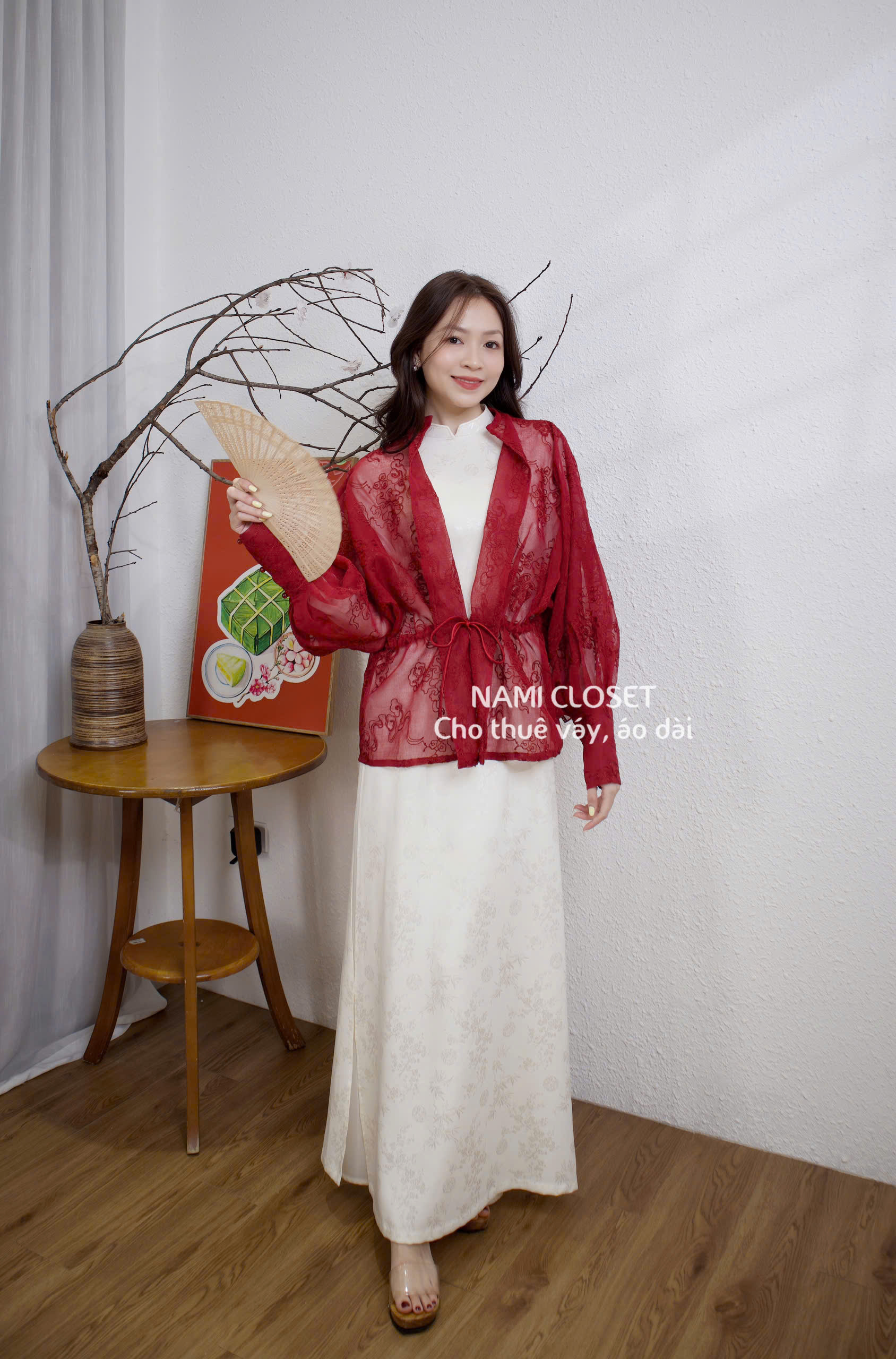Áo dài trắng Huyền Thái